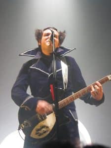 Jeu de guitare de M, Mathieu Chedid en concert